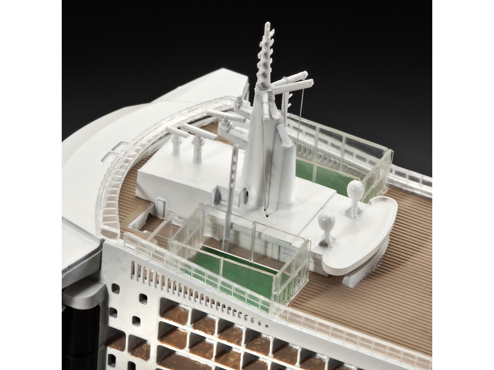 Revell Model Kit Vapor Ocean Liner Queen Mary 2 Rev05231