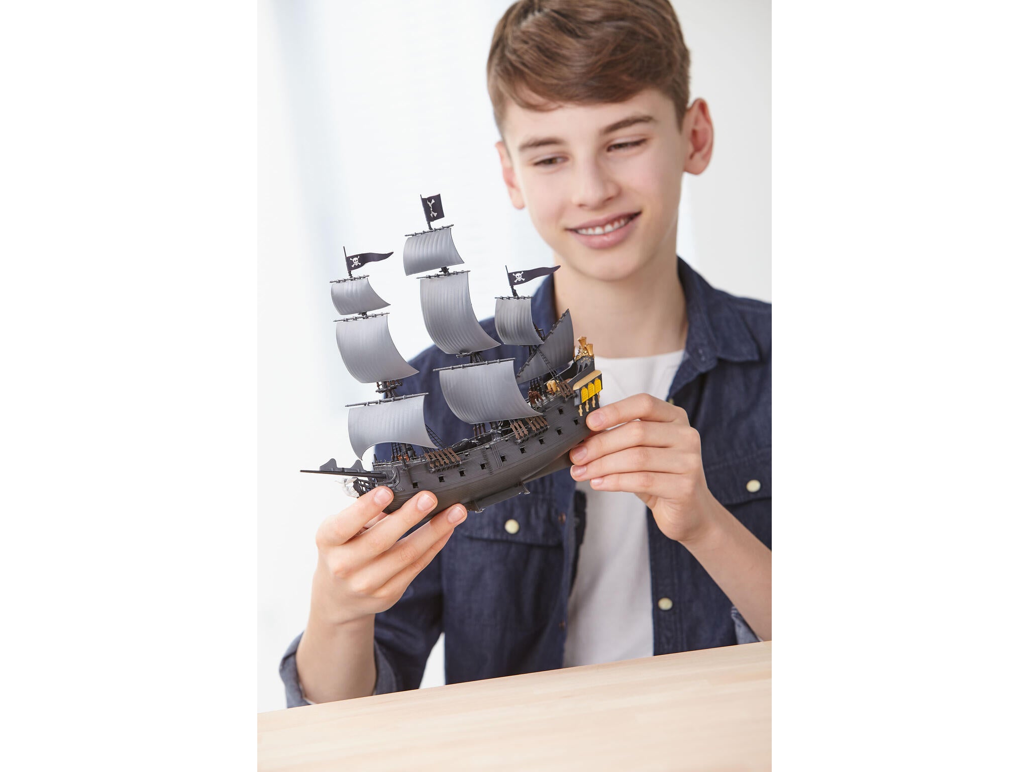 Revell Kit De Asamblat Black Pearl Scara 1:150 Rev05499