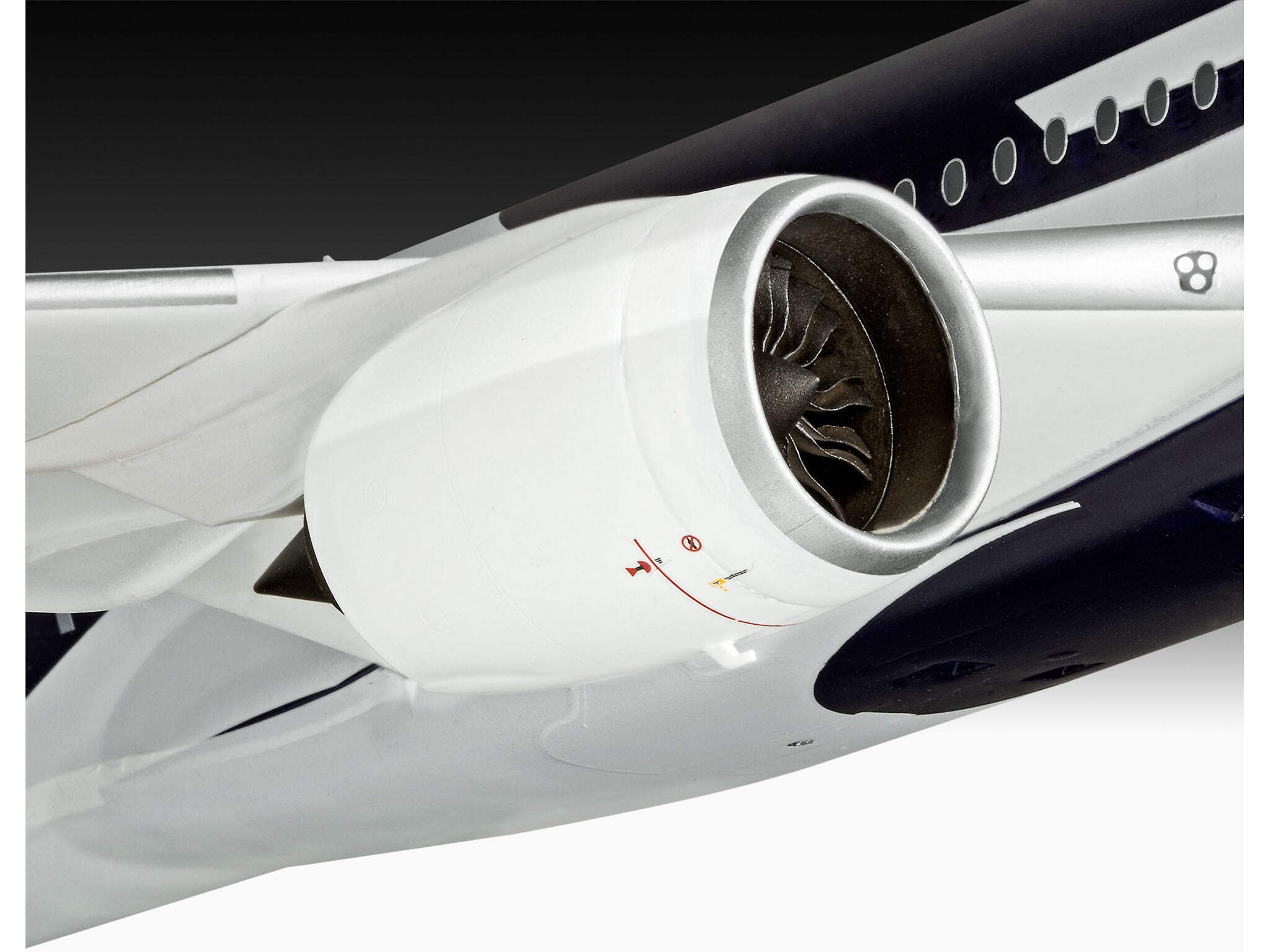 Revell Gift Set A350-900 - Lufthansa Scara 1:144 Rev05612