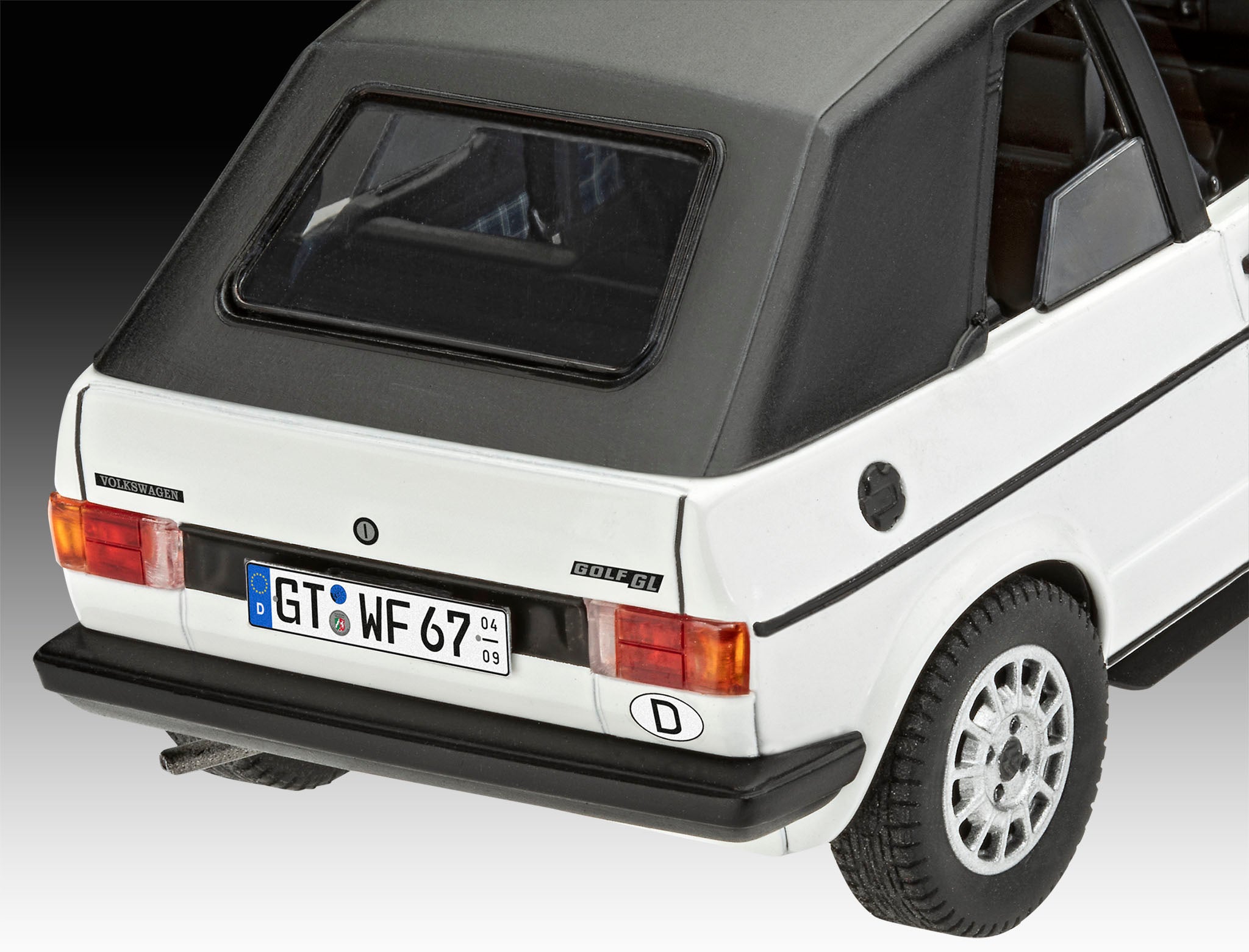 Set cadou 50 Years of VW Golf 1, Revell, model 1:24, detalii realiste, 355x215mm 05636