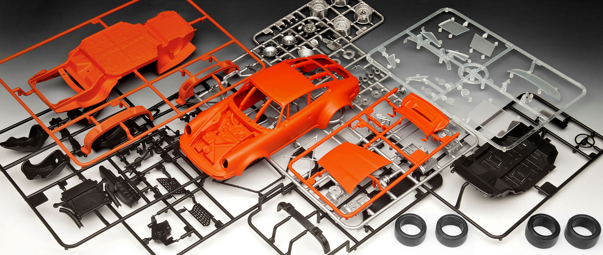 Automodel de construit Revell Jagermeister 104 piese 05669