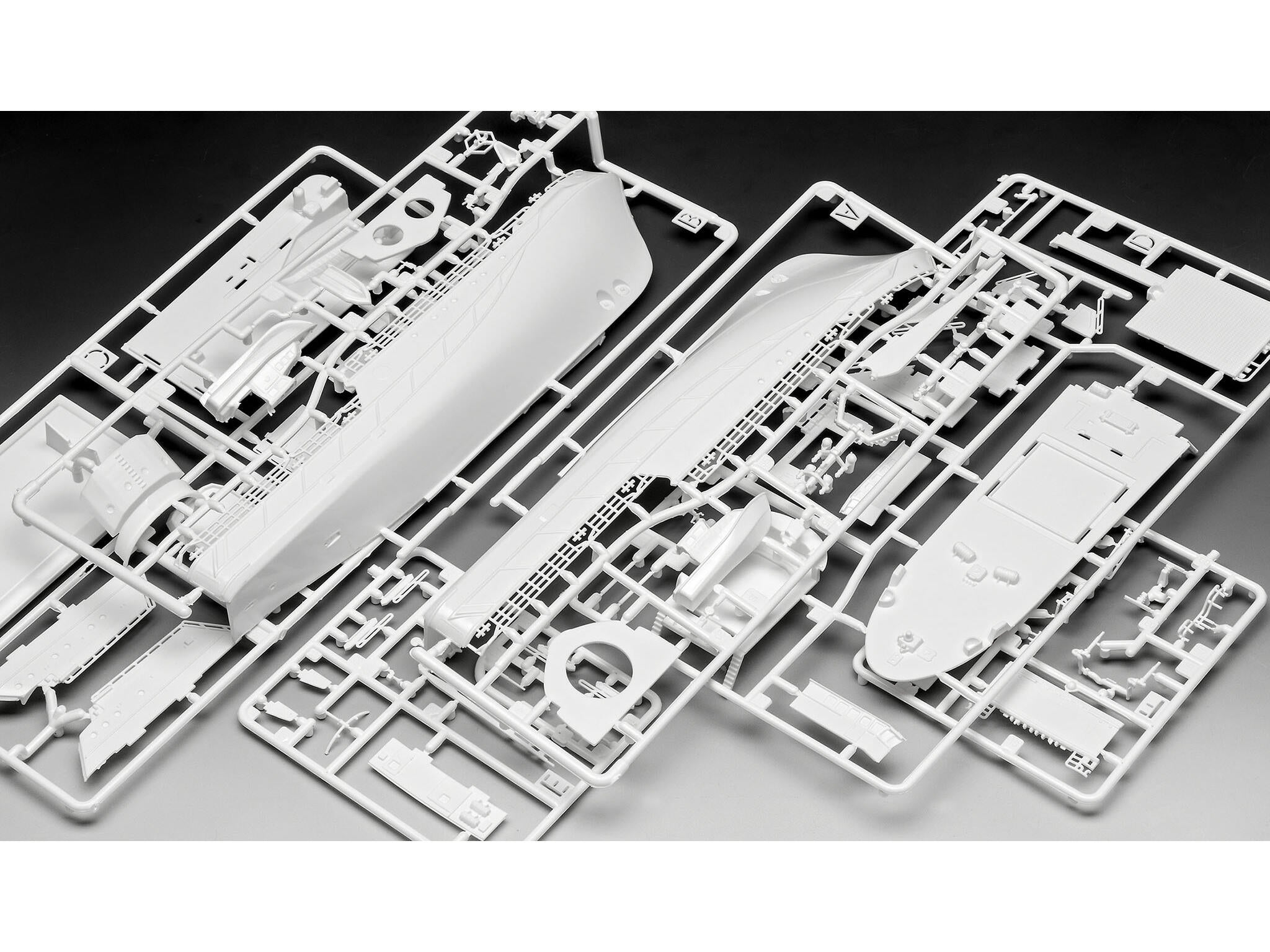 Revell Kit Vessel Hermann Marwede Scara 1:200 Rev05812