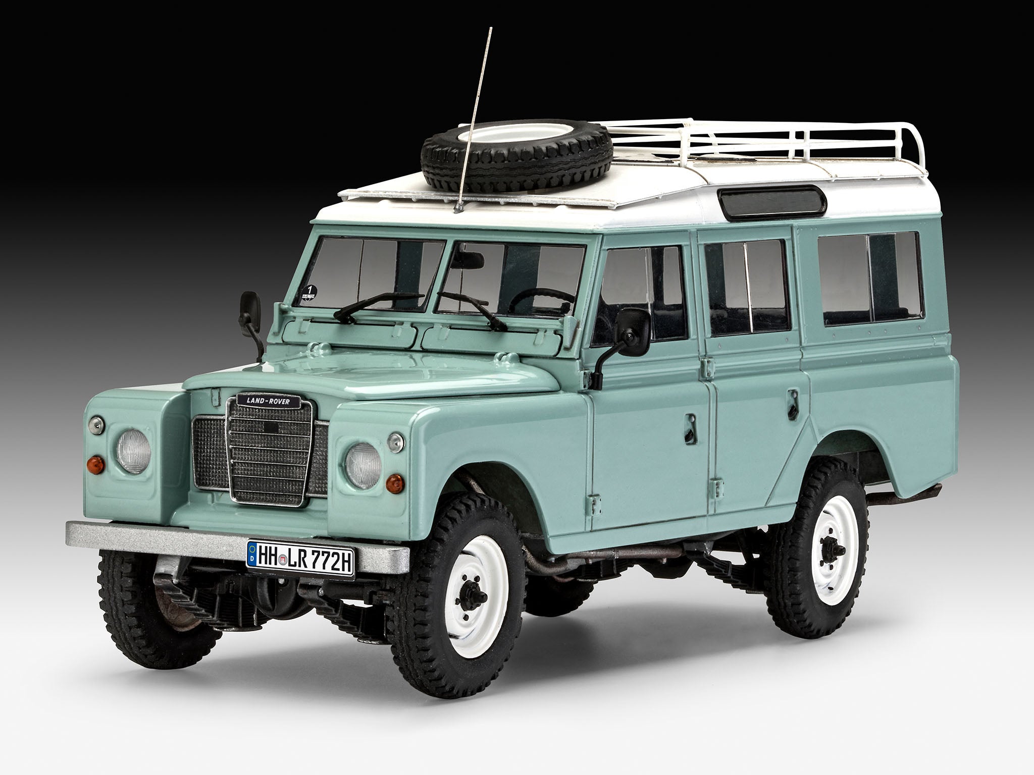 Automodel de construit Revell Land Rover Series III 184 piese 07047