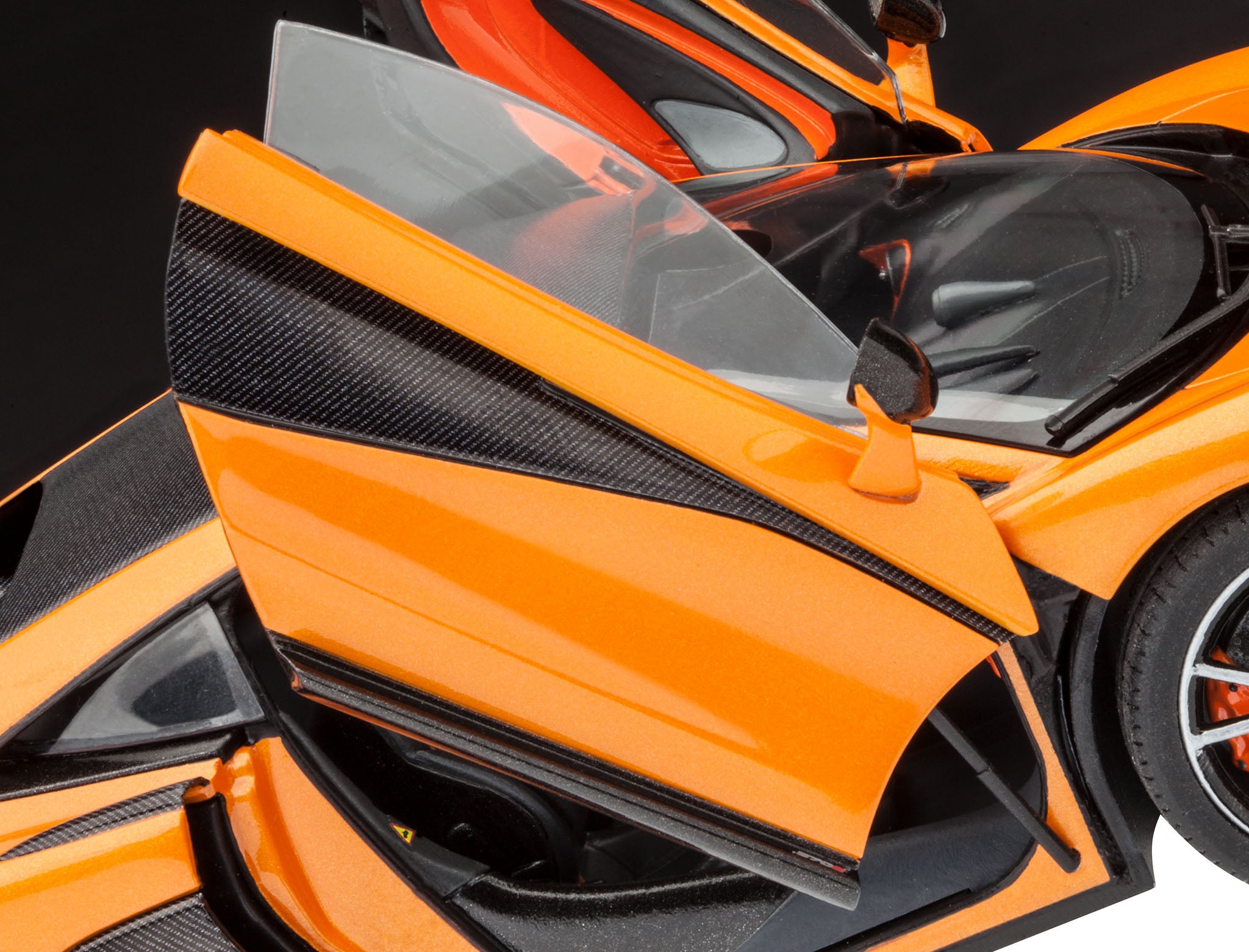 Macheta automodel de construit Revell McLaren 570s  07051