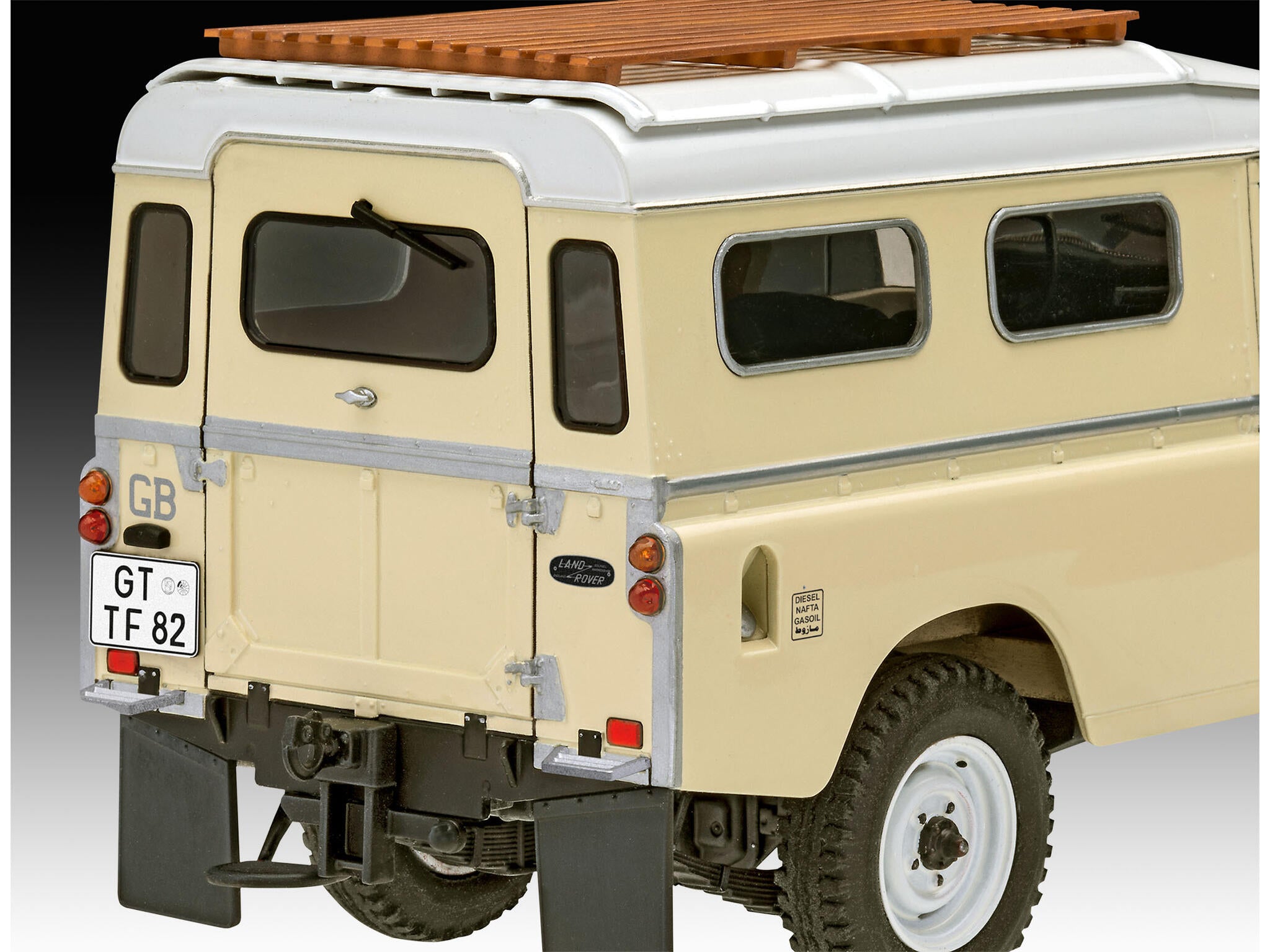 Revell Macheta Masina  Land Rover Series Iii Lwb Rev07056