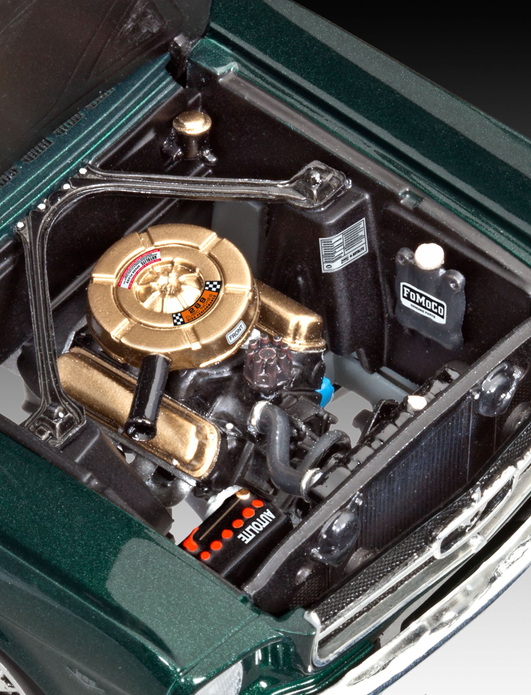 Model prefabricat - Ford Mustang 1965 - Revell 07065