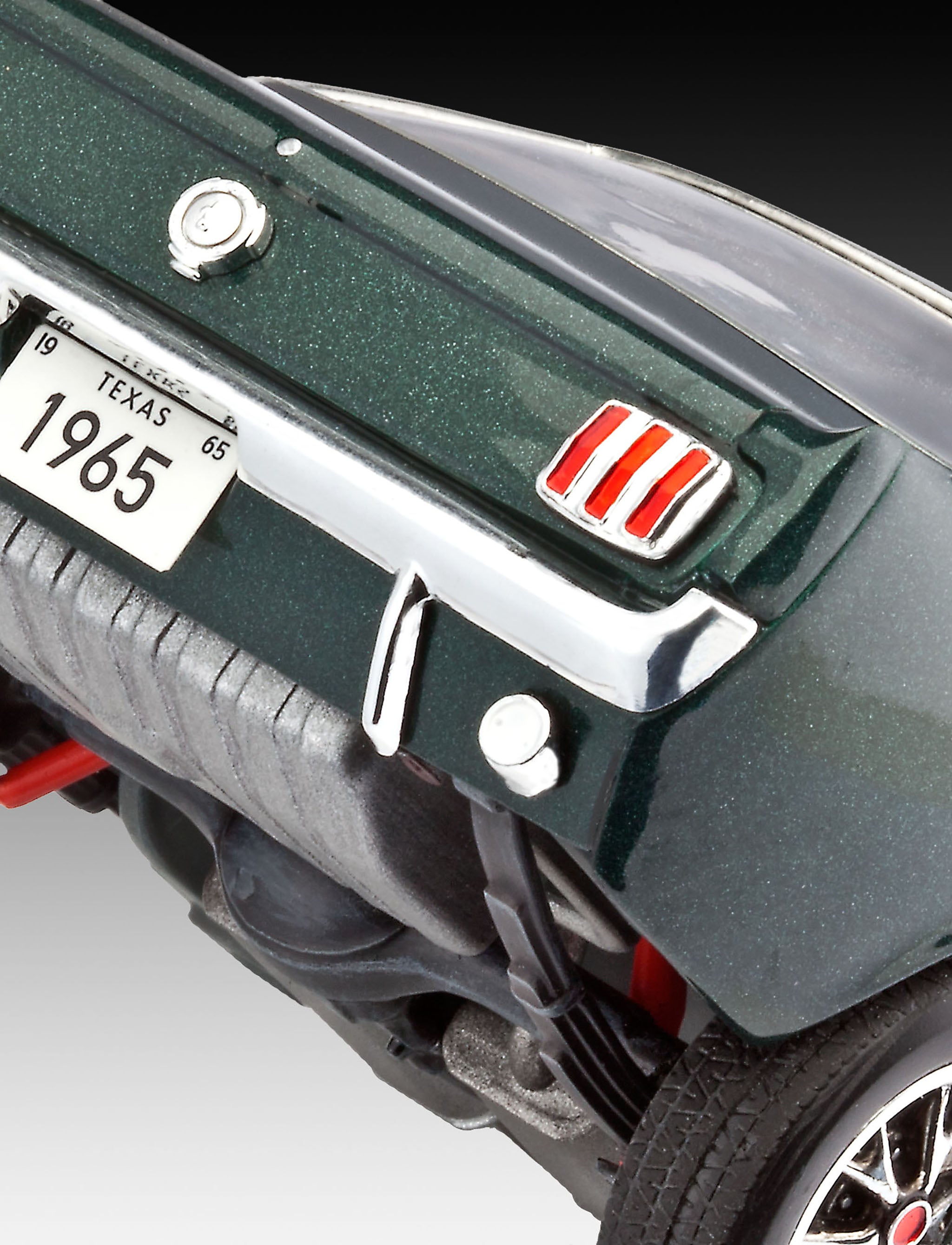 Model prefabricat - Ford Mustang 1965 - Revell 07065