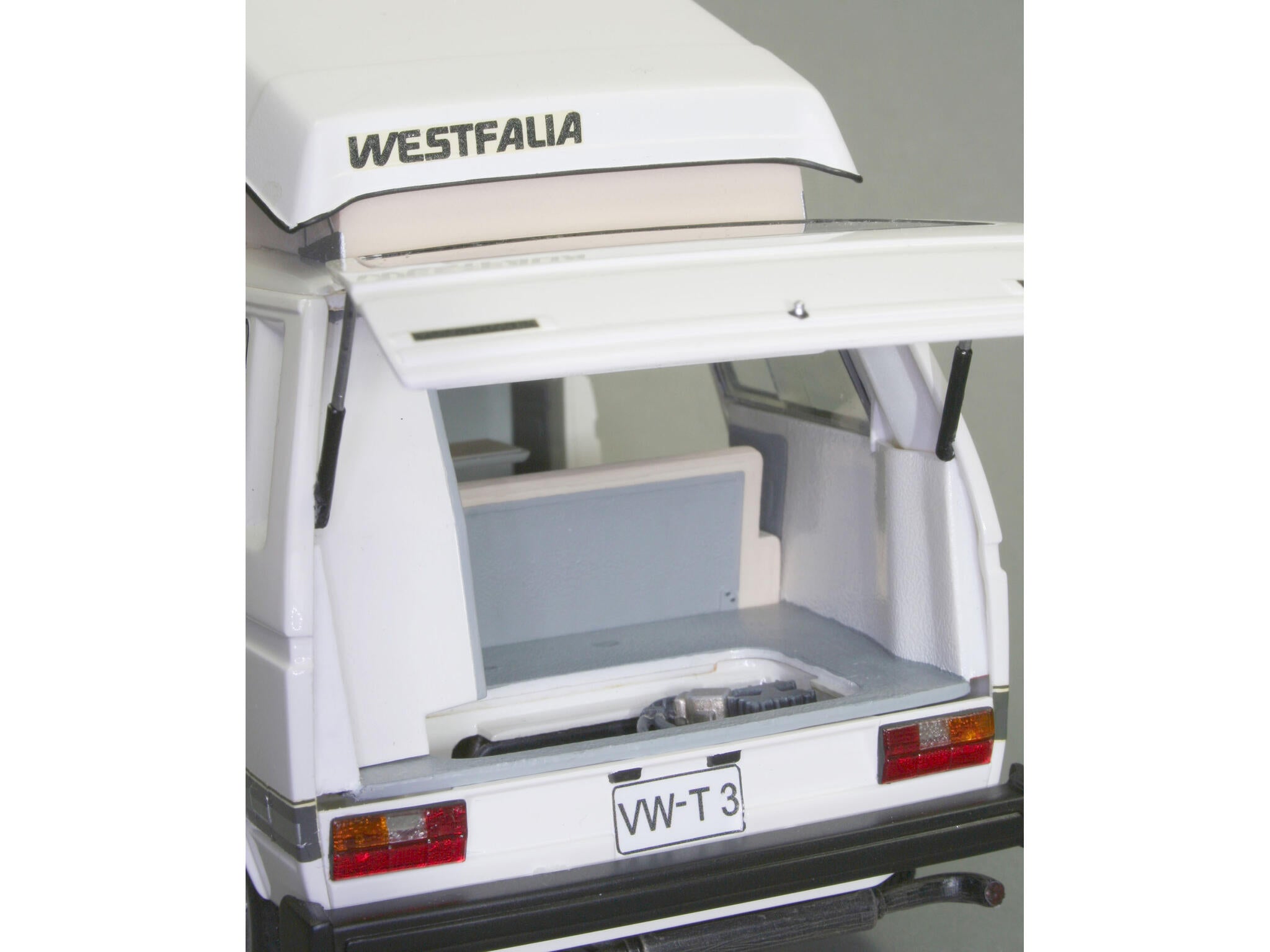 Revell Model Kit Vw T3 Camper Rev07344