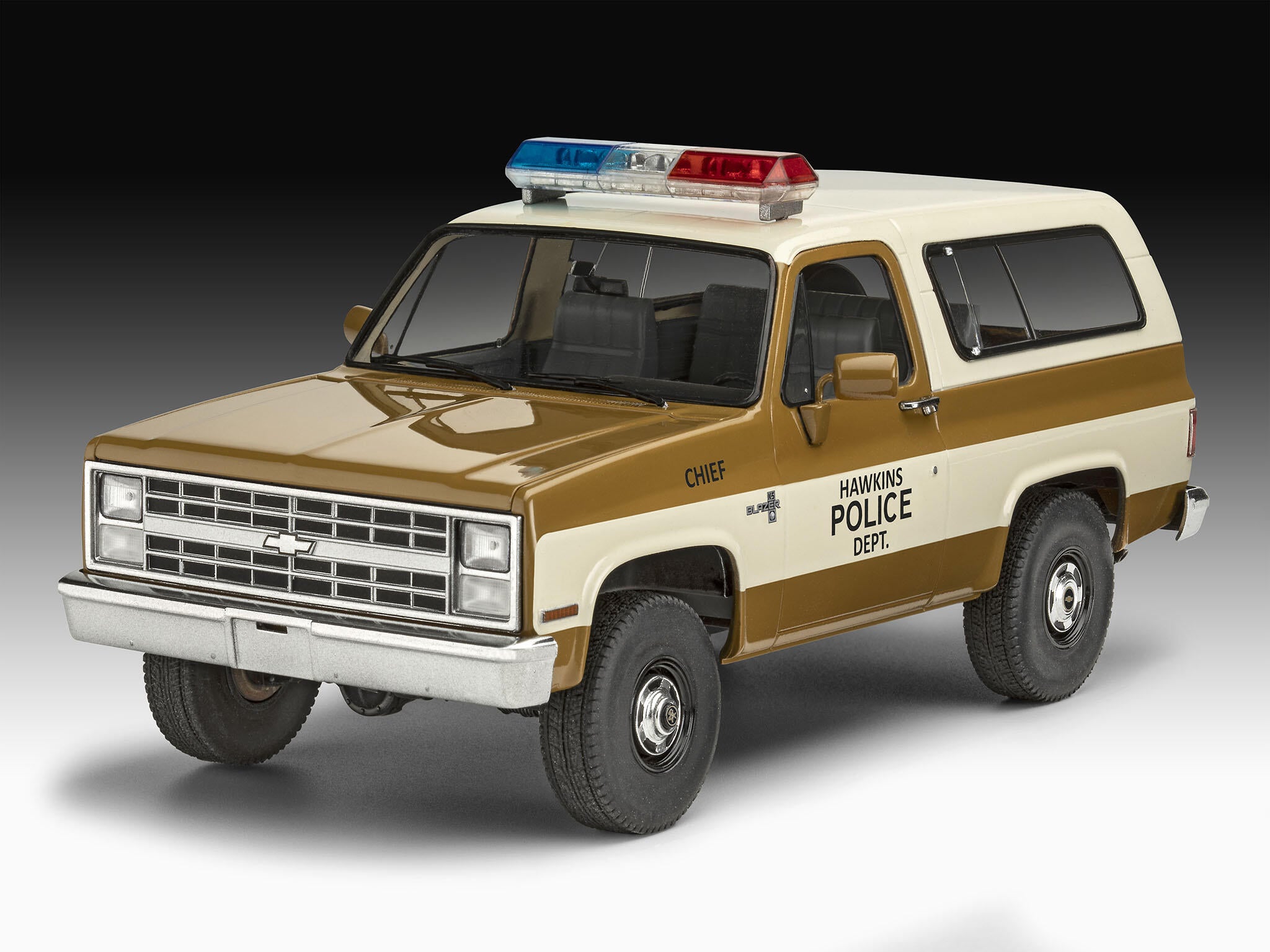 Revell Macheta Masina  Jim Hopper´S Chevy Blazer K5: Stranger Things Rev07724