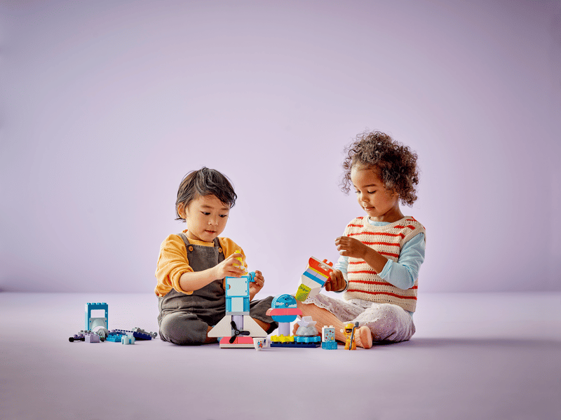LEGO® DUPLO® - Aventura cu naveta spatiala 3 IN 1 10422, 58 piese