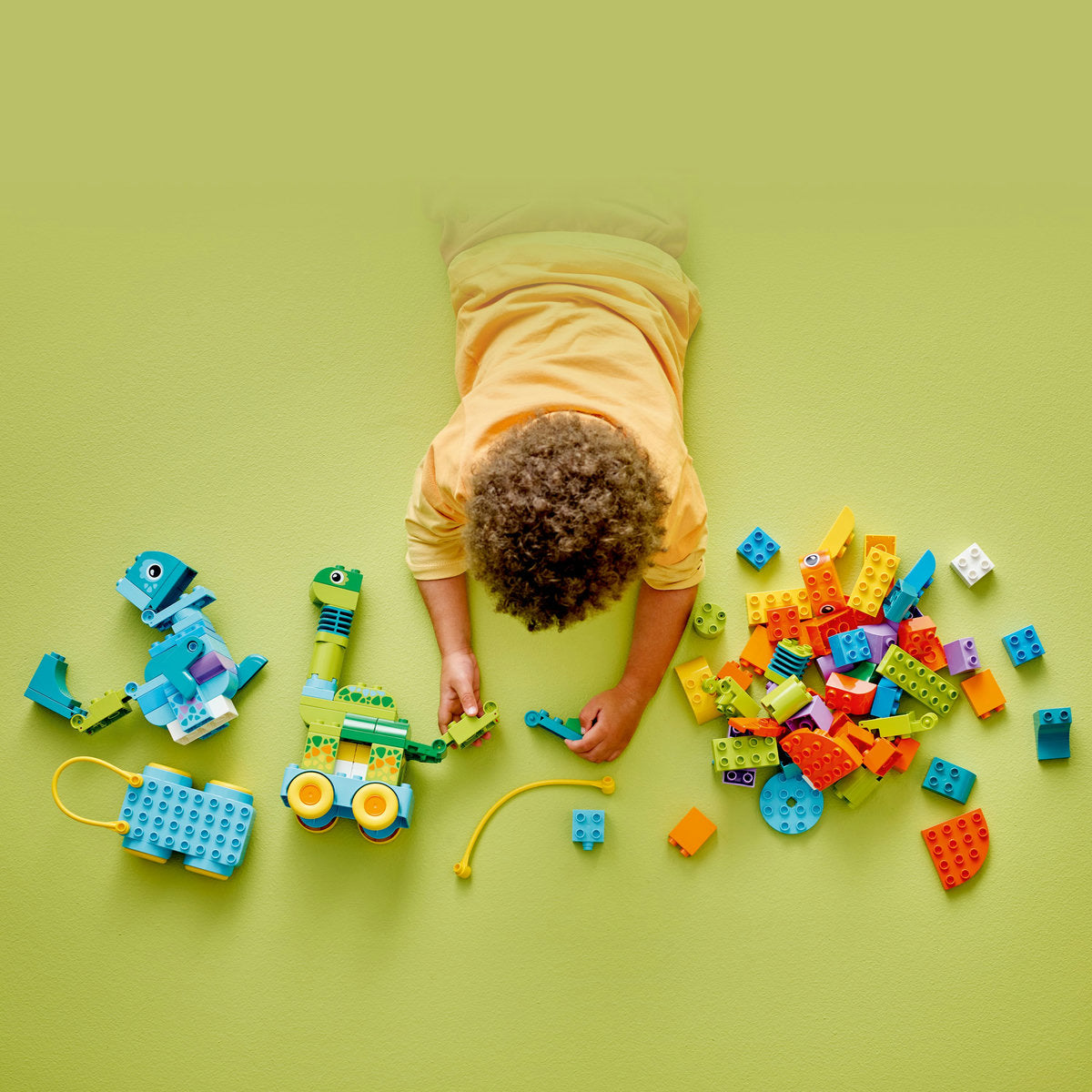 LEGO® DUPLO® - Dinozauri pe roti 3 in 1 10451, 108 piese