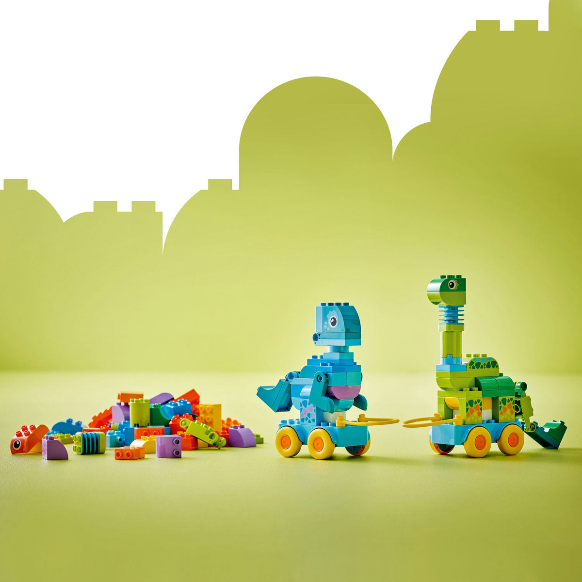 LEGO® DUPLO® - Dinozauri pe roti 3 in 1 10451, 108 piese