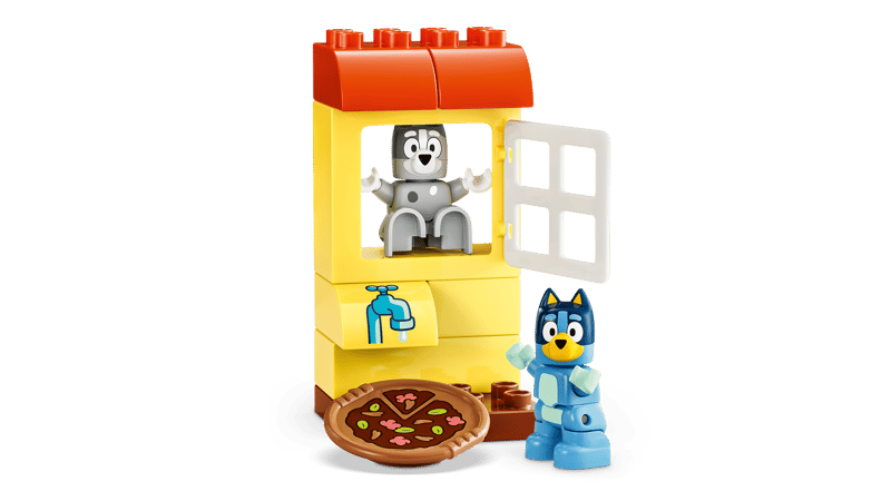 Set de constructie LEGO® DUPLO® Bluey Muffin si Blue, fetele care aduc pizza 10469, Jucarii pentru Copii de 2+ ani, Jucarii pentru Fete si Baieti, Jocuri Educative