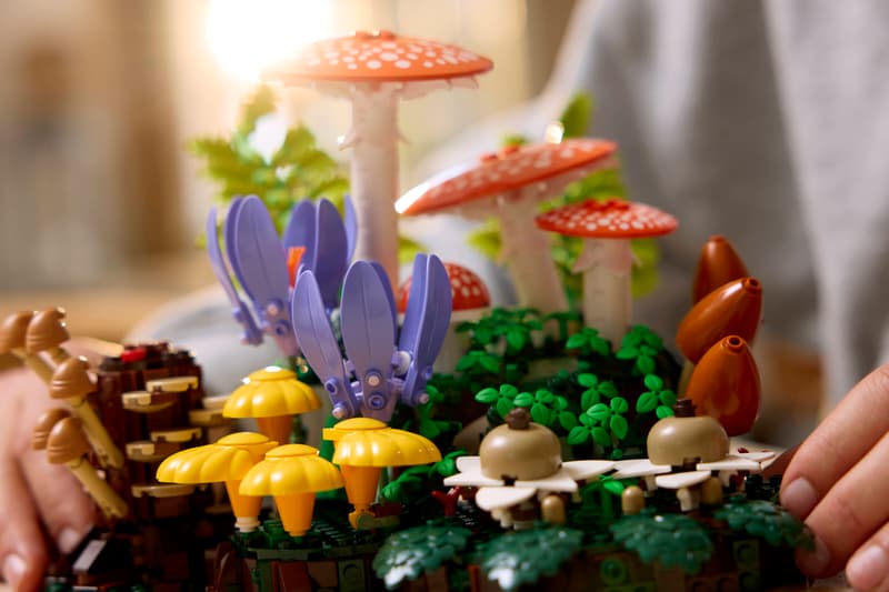 Set de constructie pentru adulti LEGO® Botanicals Ciuperci de padure 11505, Plante Artificiale, Decoratiuni pentru Living, Idee de Cadou pentru Femei si Barbati, 806 piese
