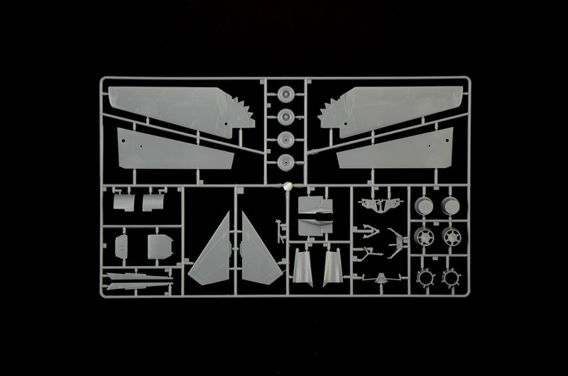 MACHETA  ITALERI AVION EF-111A RAVEN SCARA 1:72 IT1235S
