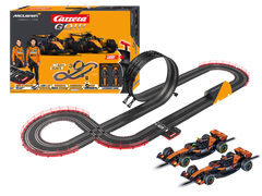 Carrera GO!!! McLaren Racing - Circuit Formula 1 5,3 m cu Lando Norris și Oscar Piastri | Scara 1:43 | 6+ ani