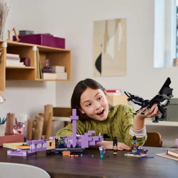 LEGO® Minecraft® - Dragon Ender si Corabia din End 21264, 657 piese