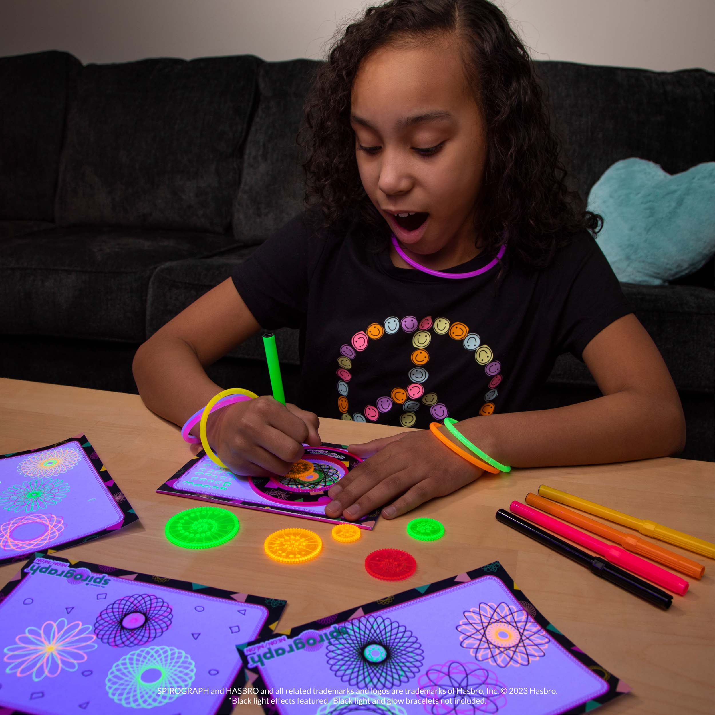 Joc creativ Spirograph Neon Box DP23344