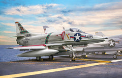 MACHETA  ITALERI AVION A-4 E/F/G SKYHAWK SCARA 1:48 IT2826S