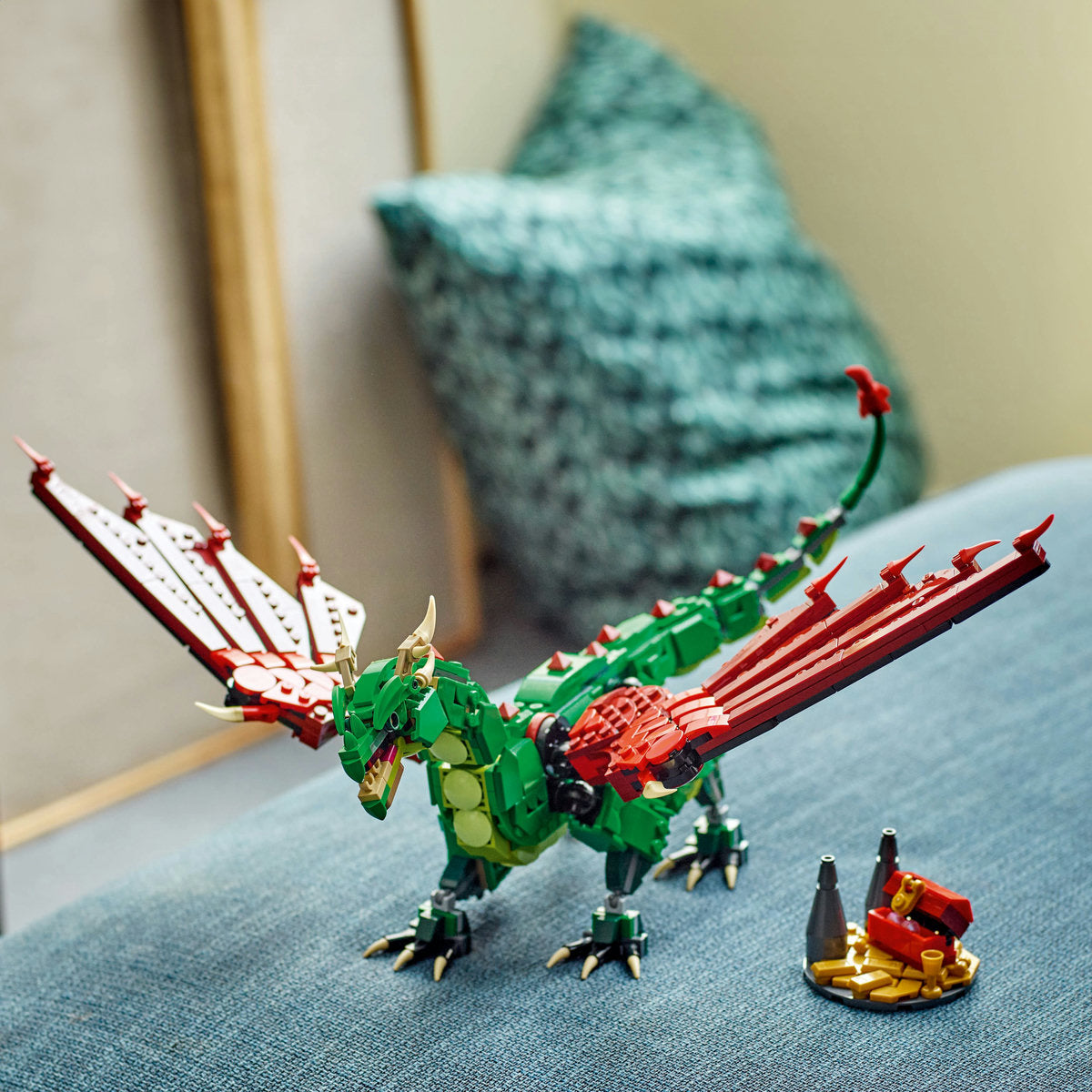 LEGO® Creator 3 in 1 - Dragon medieval 31161, 715 piese