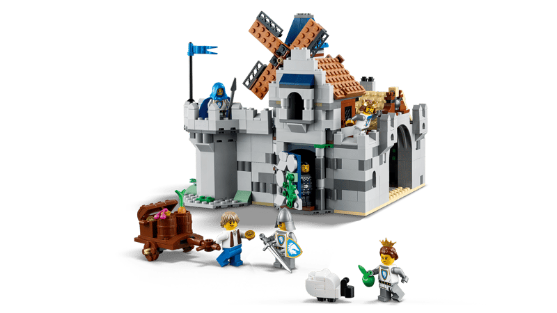 LEGO® Creator 3 in 1 - Castel medieval cu cai si cavaleri 31168, 1371 piese