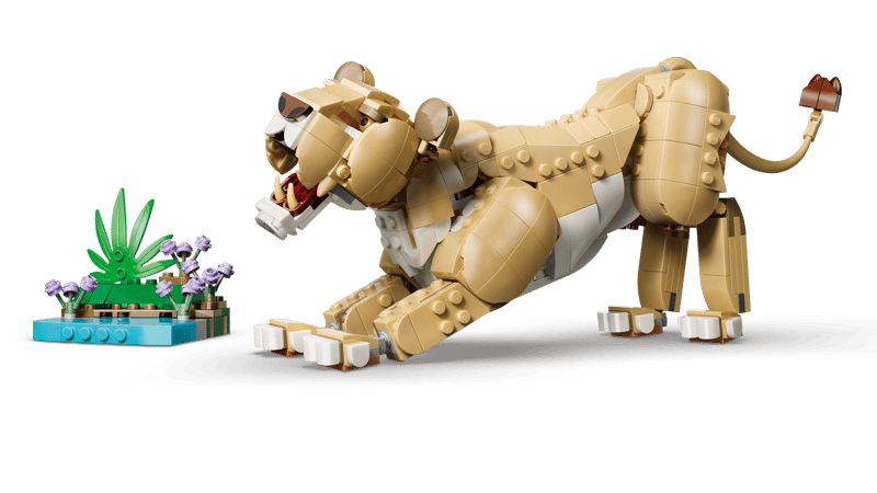 Set de constructie LEGO® Creator 3 in 1 Animale salbatice: Leu maiestuos 31386, Jucarii pentru Copii, Jucarii pentru Baieti si Fete, Idee de Cadou pentru Copii, 839 piese