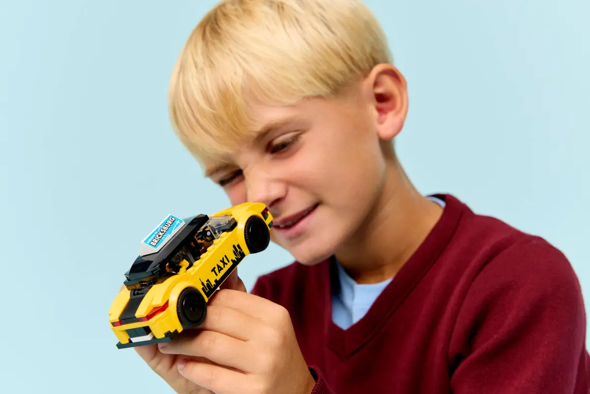 LEGO® City – Taxi galben