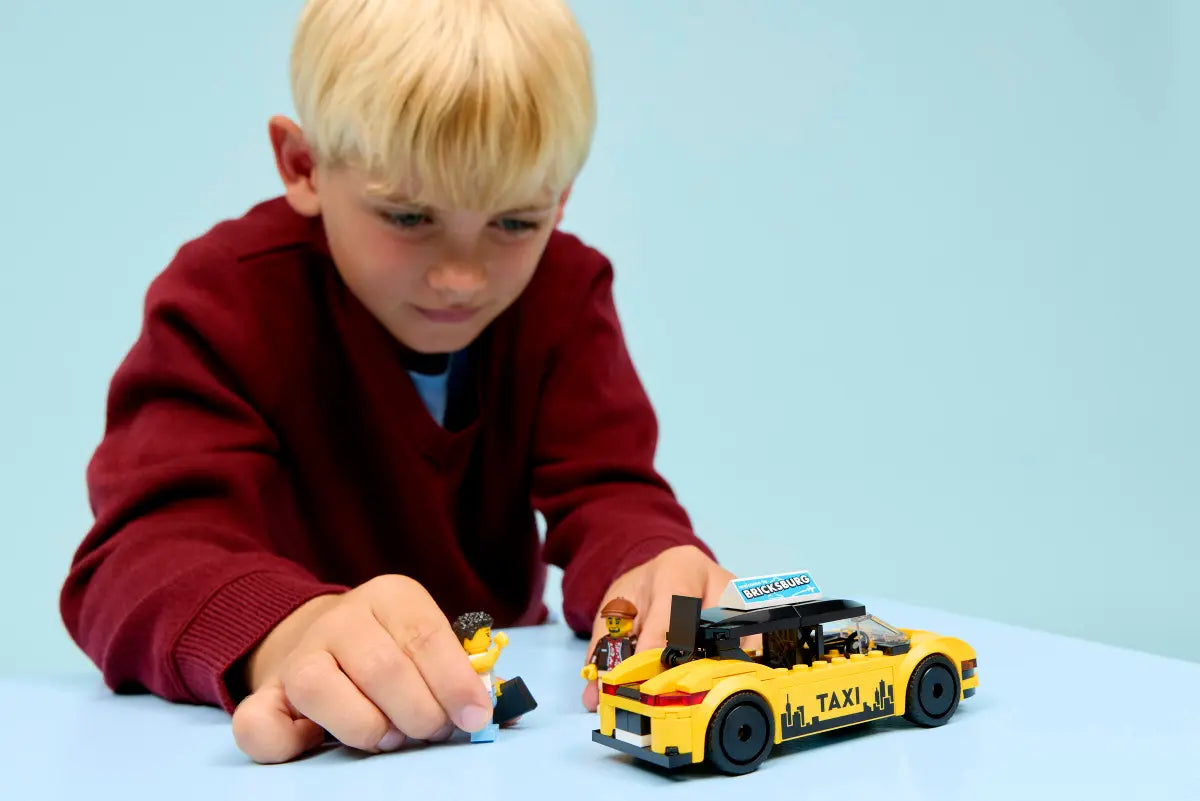 LEGO® City – Taxi galben