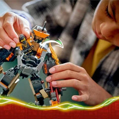 LEGO® NINJAGO - Robotul De Misiune Al Lui Cole Și Dragonul Zane
