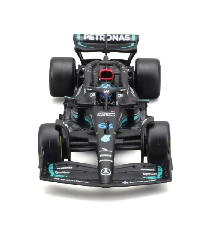 MACHETA BBURAGO FORMULA 1 1/43 RACE  F1 - Mercedes-AMG F1 W14 E Performance (2023) CU CASCA BB38081/63