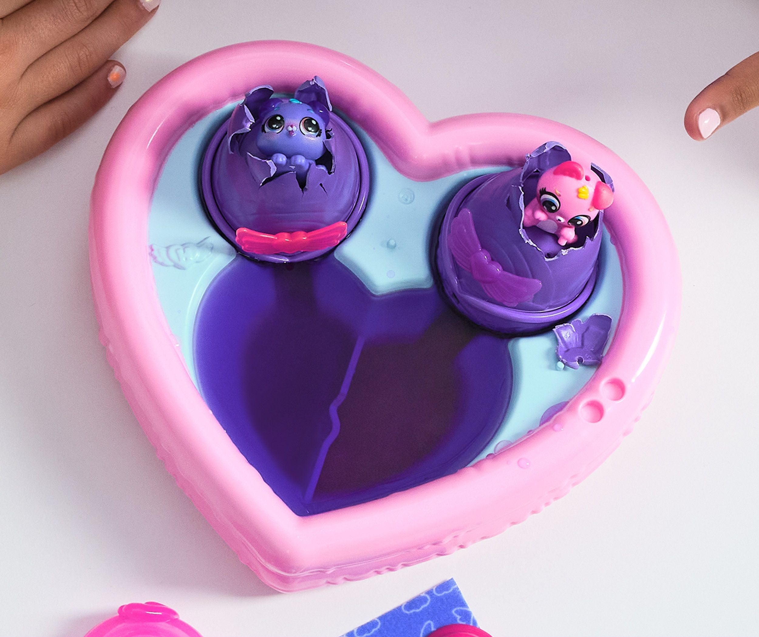 Hatchimals Alive Neon Rainbow Set Pool Party Spm6072786