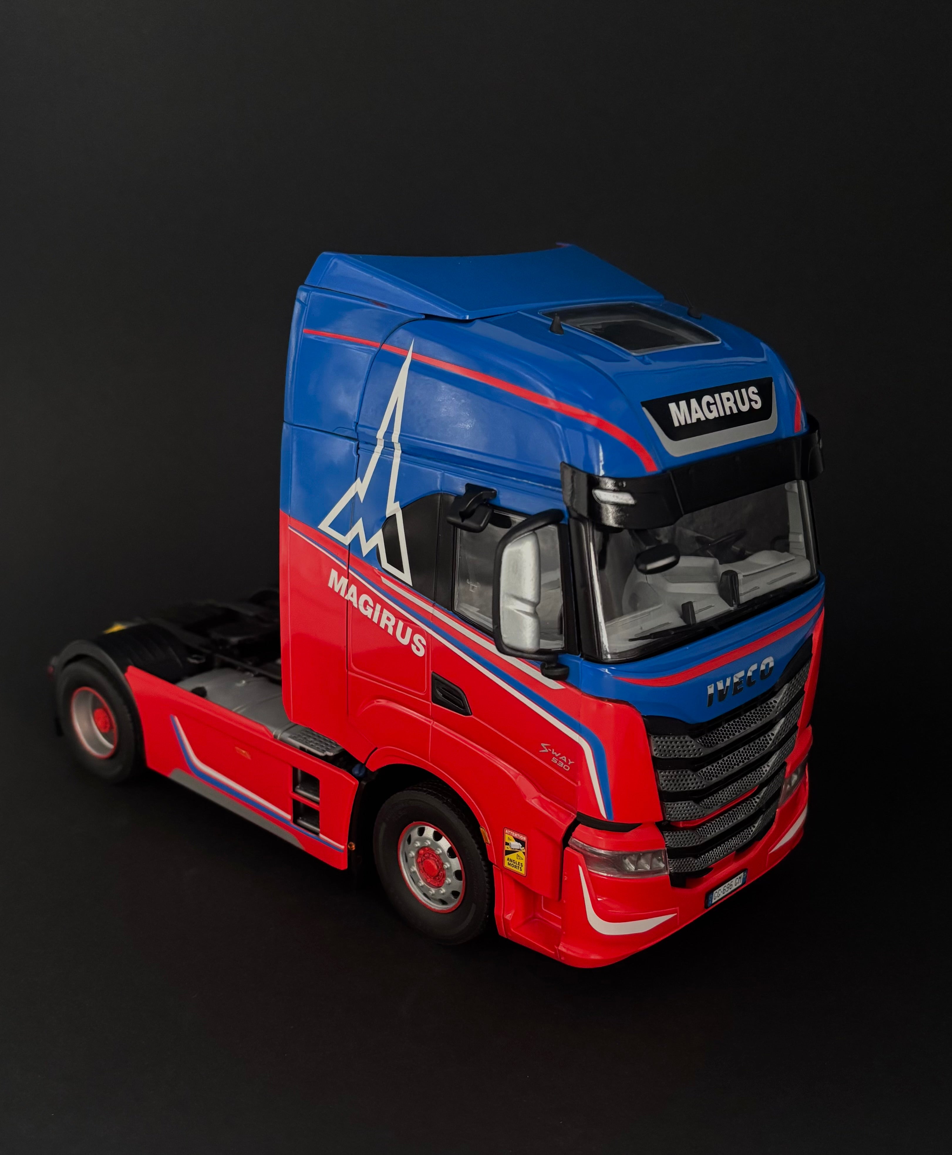 MACHETA  ITALERI CAMION IVECO STRALIS S-WAY SCARA 1:24 IT3963S