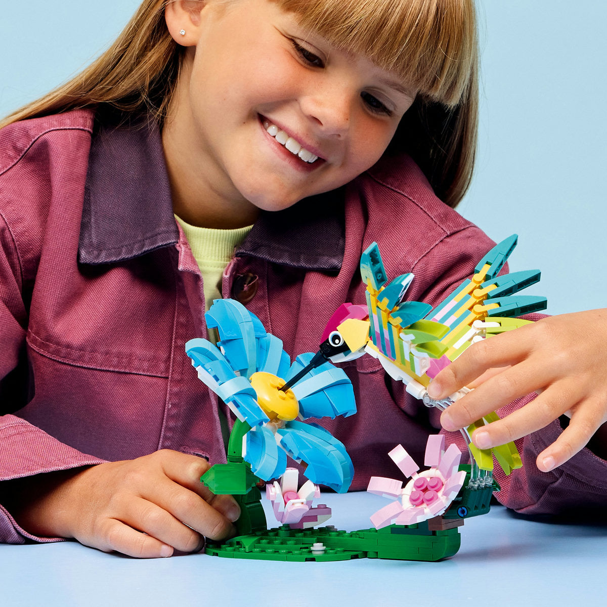 LEGO® Creator 3 în 1 – Animale sălbatice: Colibri colorat