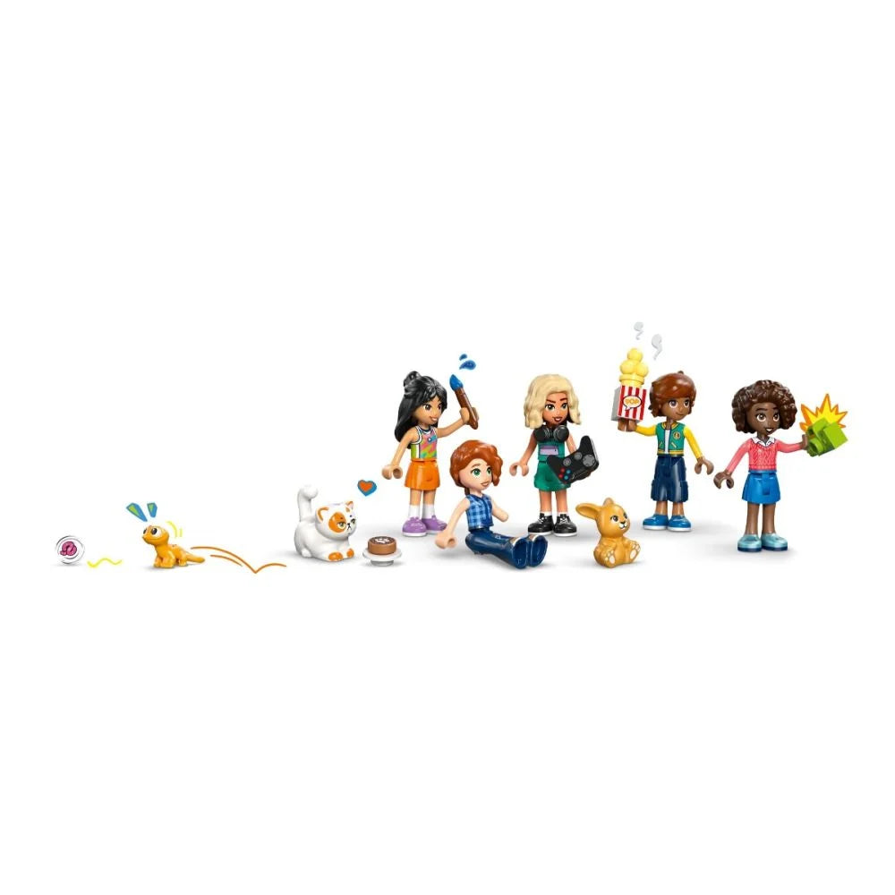 LEGO® Friends - Clubul Prietenilor Din Orașul Heartlake