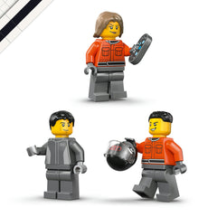 LEGO® City Camion de prezentare F1® cu masina de curse Audi F1® 60493