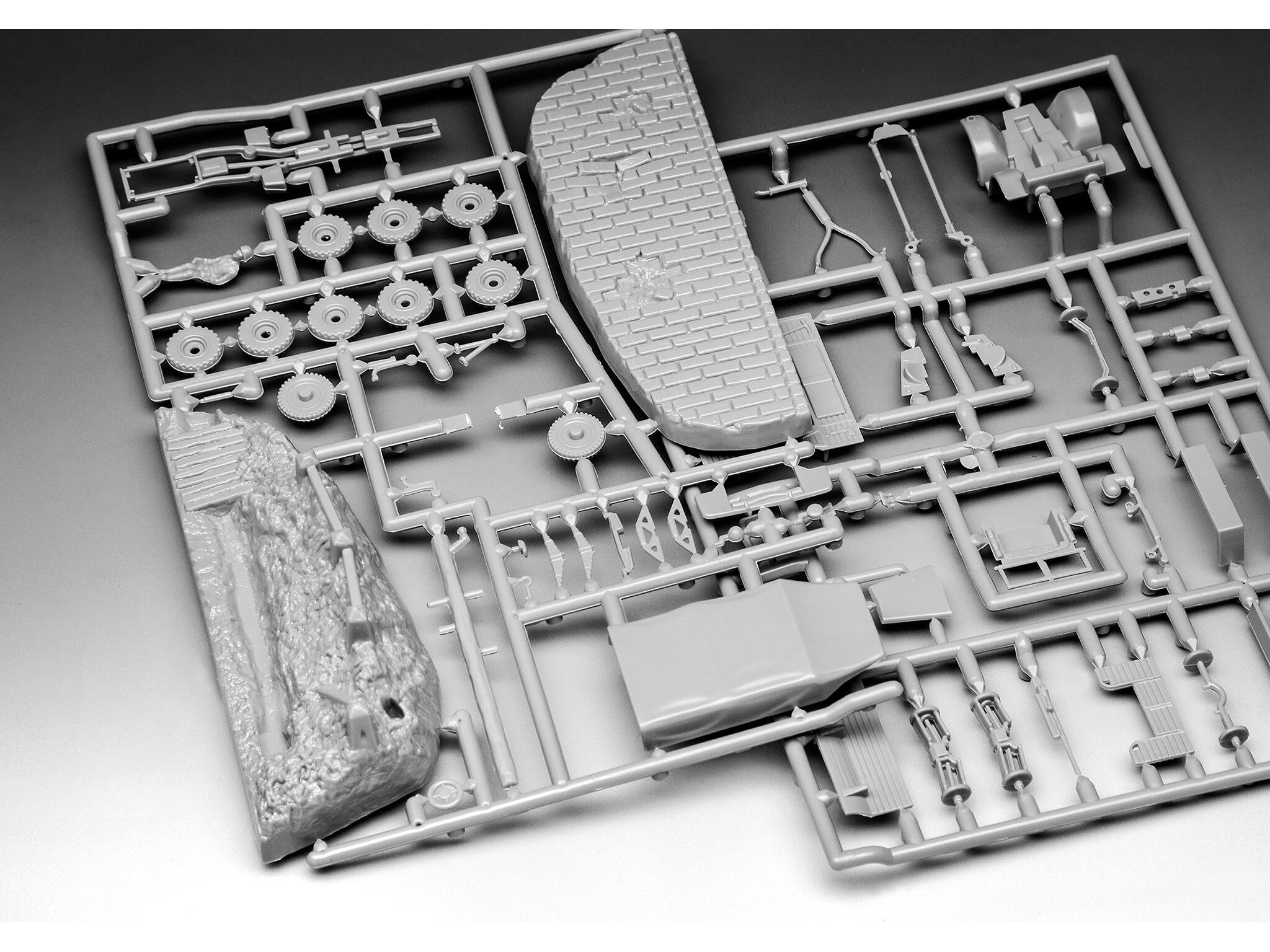 Revell Vehicul Militar  Model Set Krupp Protze Kfz 69 With 3.7Cm Pak Rev63344