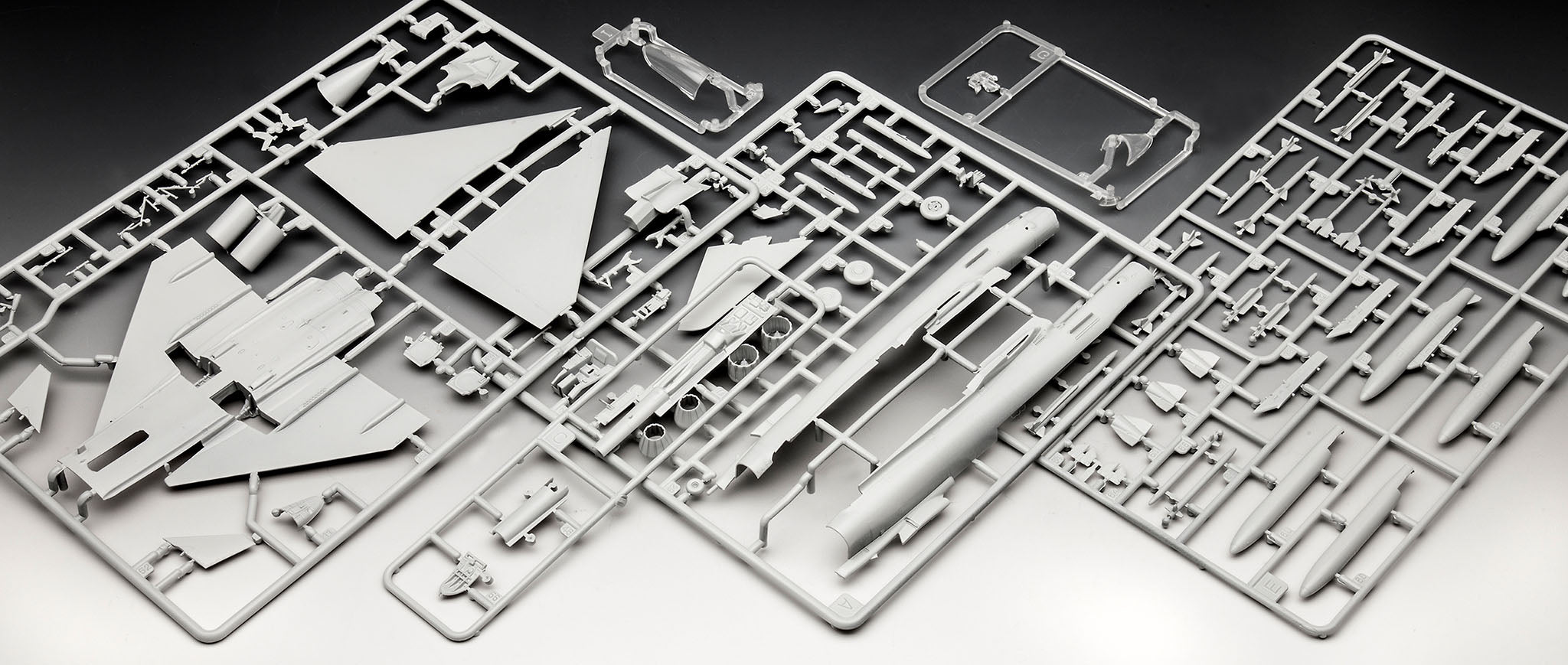 Set de construit Revell aeromodel Eurofighter Typhoon Bavarian Tiger 2021:  Revell 63818