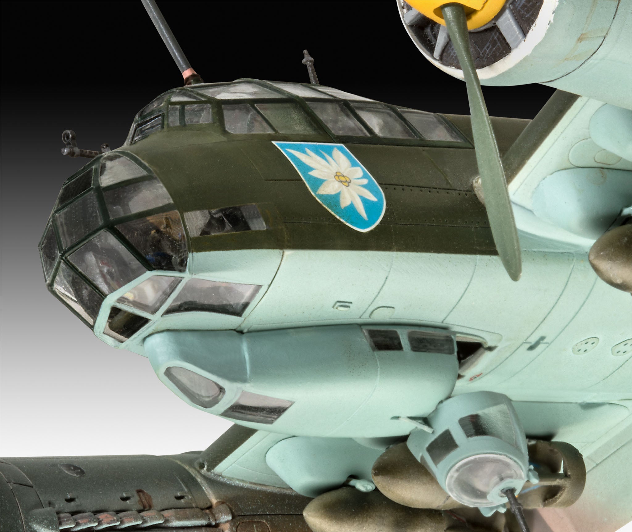 Model aeronautic Junkers Ju88 A-1 Battle of Britain Revell, detalii cockpit, dimensiuni 384x365mm, blister 64972