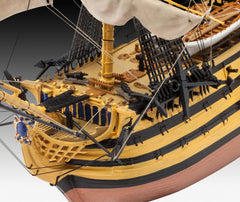 Vapor model Revell scara 1:225  H.M.S. Victory  65408