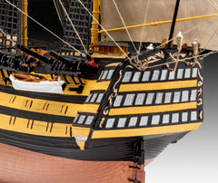 Vapor model Revell scara 1:225  H.M.S. Victory  65408