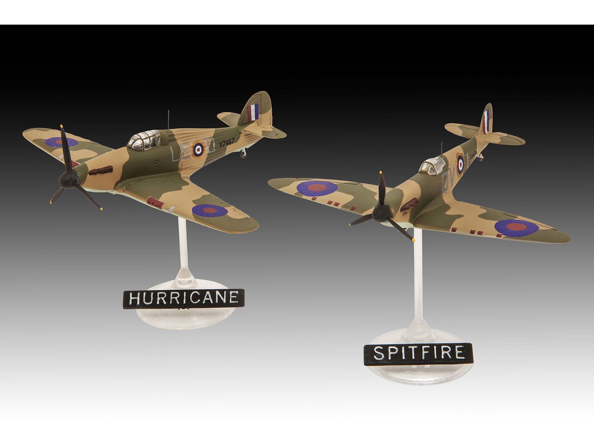 Revell Avion  Starter Kit Spitfire Mk.Ia & Hurricane Mk.I Rev73771