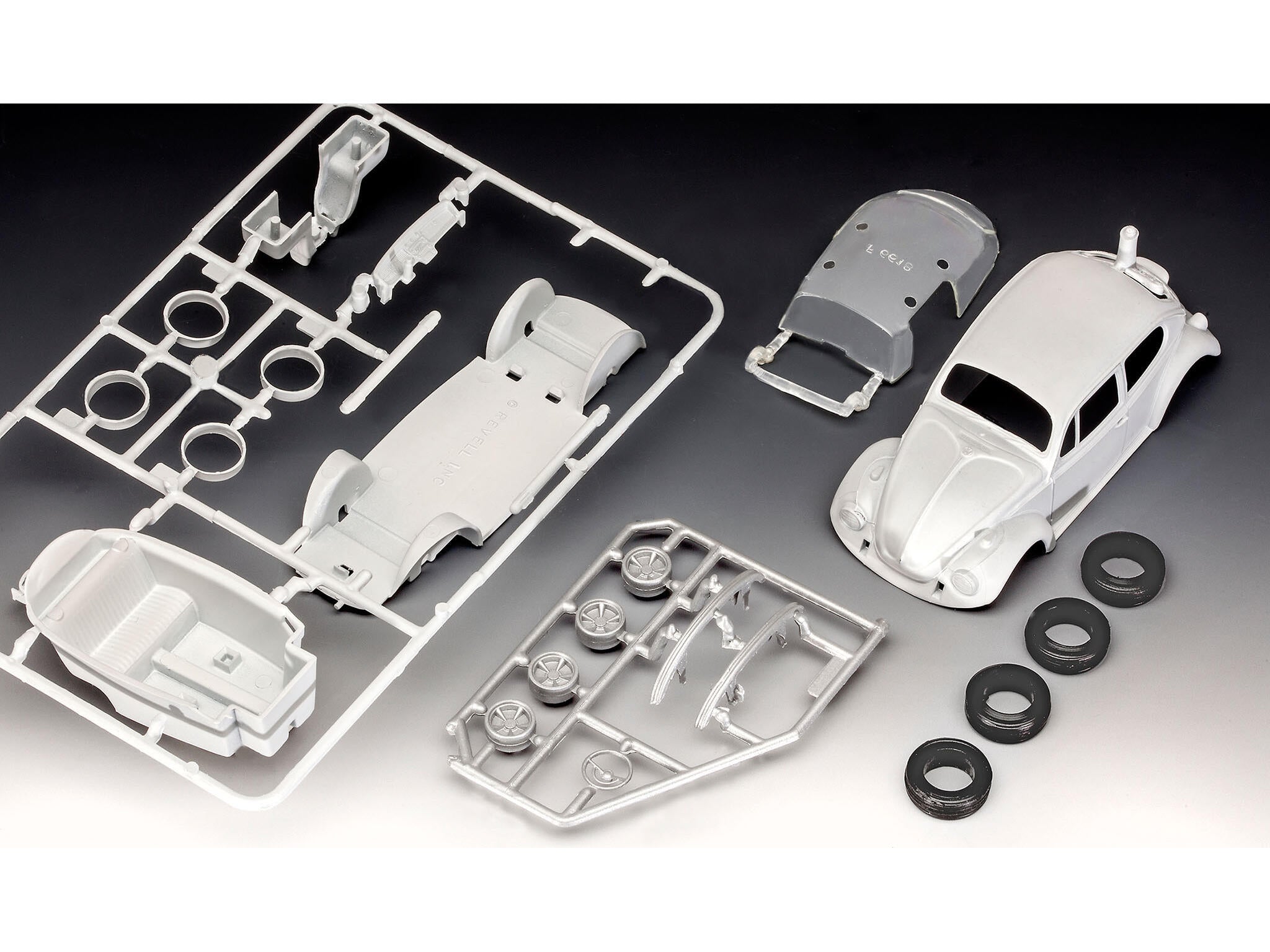 Set Macheta Revell Cu Accesorii De Baza Kit De Start Vw B Rev77681