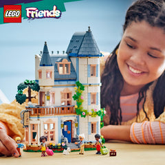 LEGO® Friends - Castelul-pensiune 42638, 1311 piese