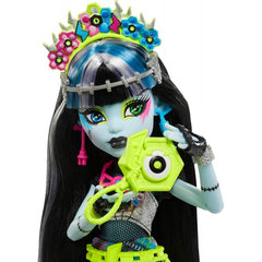 Papusa Mattel Monster High Frankie Stein Tinuta Glam Monster Festival Hxh79