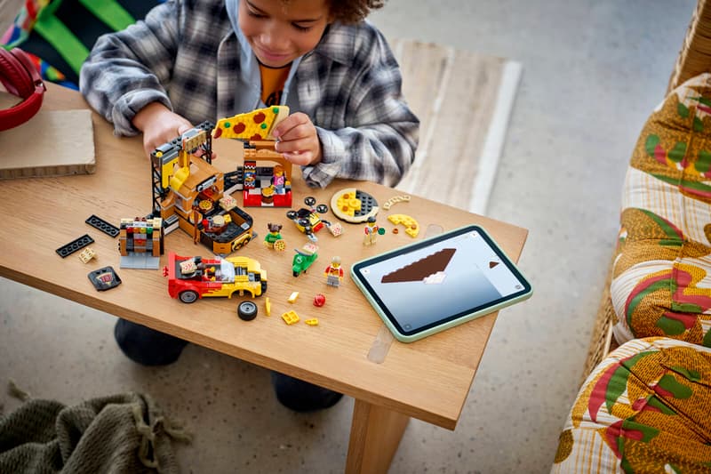 Set de constructie LEGO® City Experienta livrarii de pizza cu vehicule 60496, Jucarii pentru Copii de 6+ ani, Jucarii pentru Baieti si Fete, Idee de Cadou pentru Copii