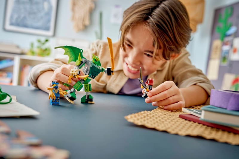 LEGO® NINJAGO® - Pachet de lupta cu robotul dragon al lui Lloyd 71862, 81 piese