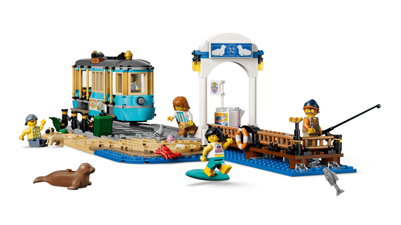 Set de constructie LEGO® City Tramvai de plaja clasic 60506, Jucarii pentru Copii de 7+ ani, Jucarii pentru Baieti si Fete, Idee de Cadou pentru Copiii Pasionati de Trenuri de Jucarie