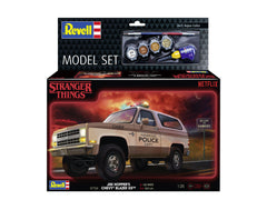 Set Model Jim Hopper Chevy Blazer K5: Stranger Things Revell Cu Accesorii