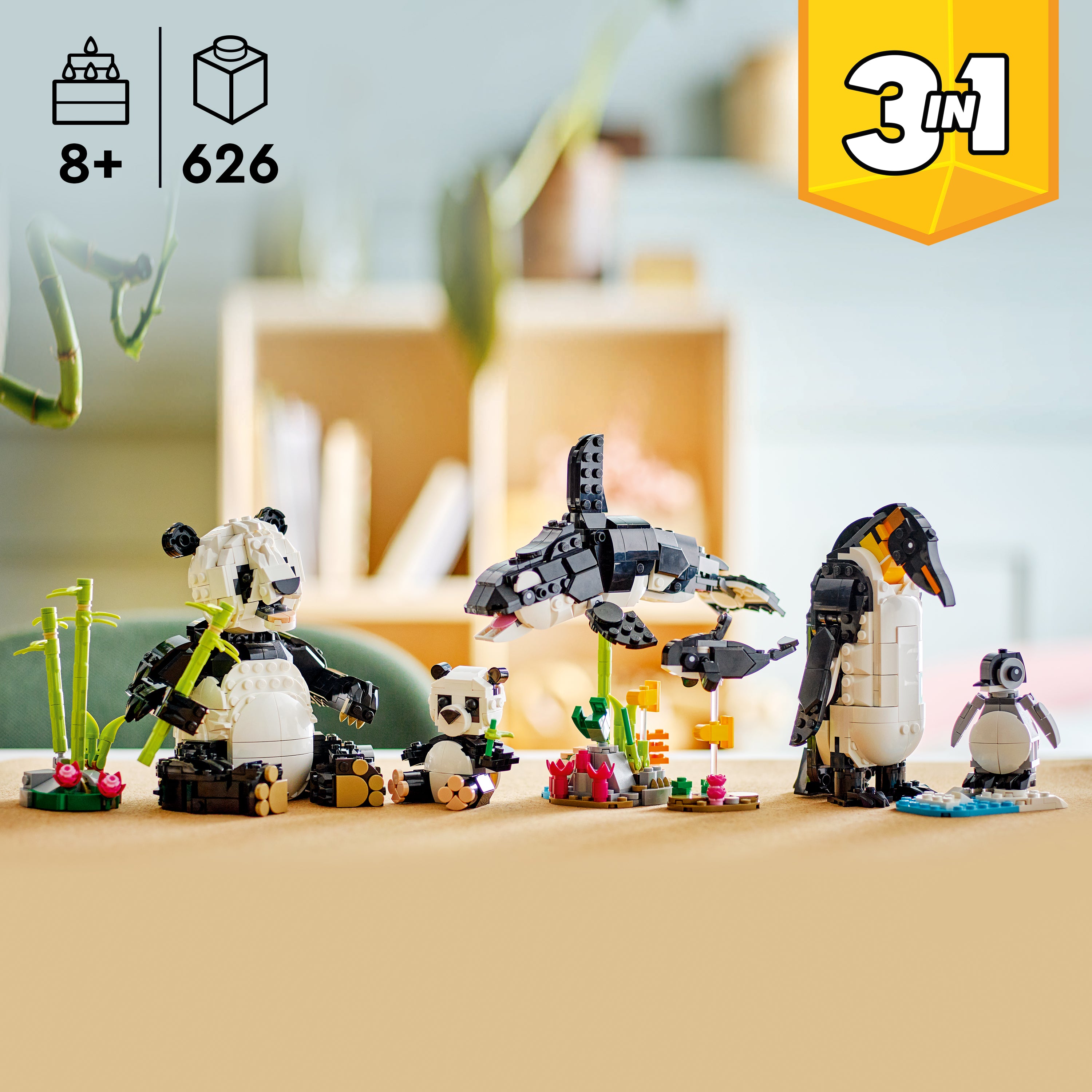 LEGO® Creator 3 in 1 - Animale salbatice: Familia de ursi panda 31165, 626 piese