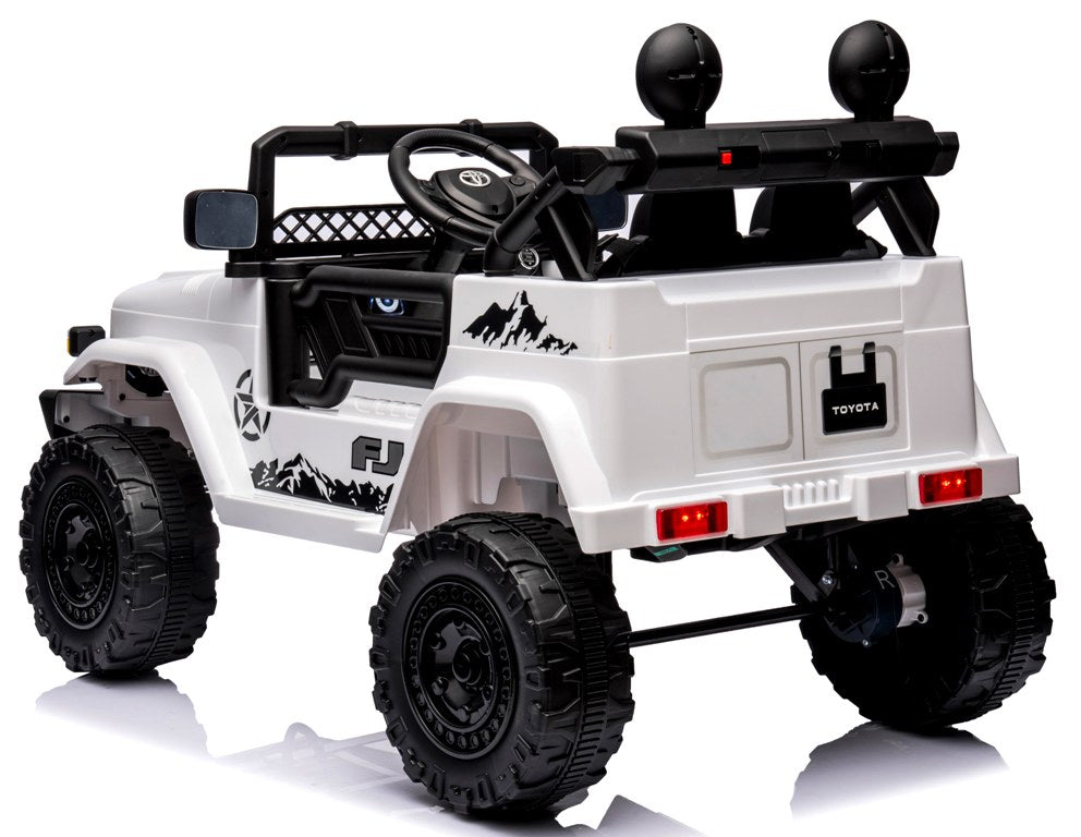 Masina Cu Acumulatori Toyota Fj Cruiser Alb AIMJJ2099